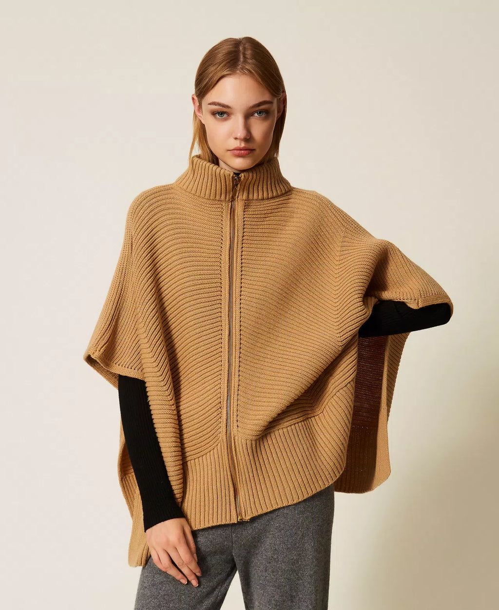 TWINSET poncho in maglia con zip