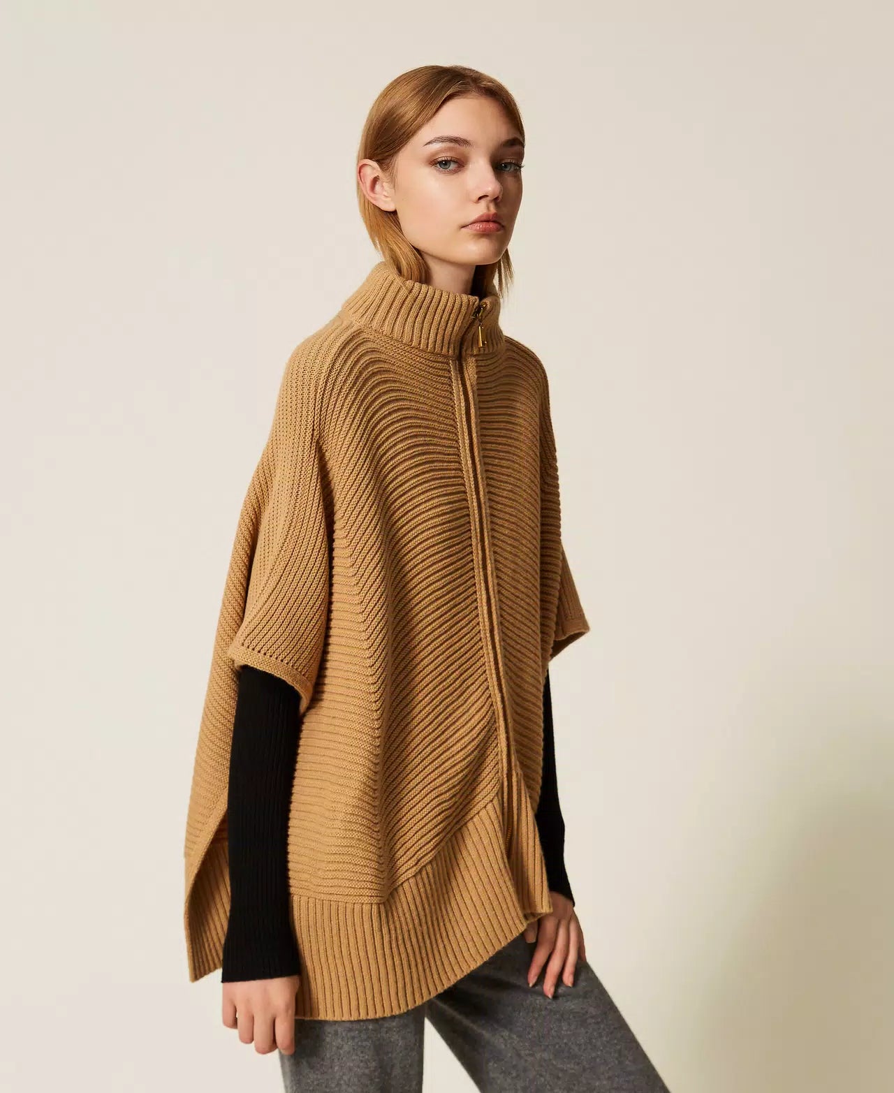 TWINSET poncho in maglia con zip