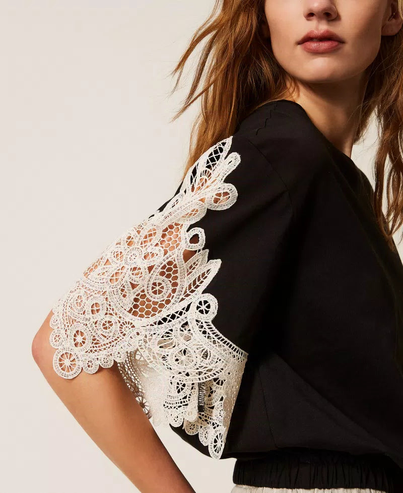 TWINSET - Blusa con maniche in macramè