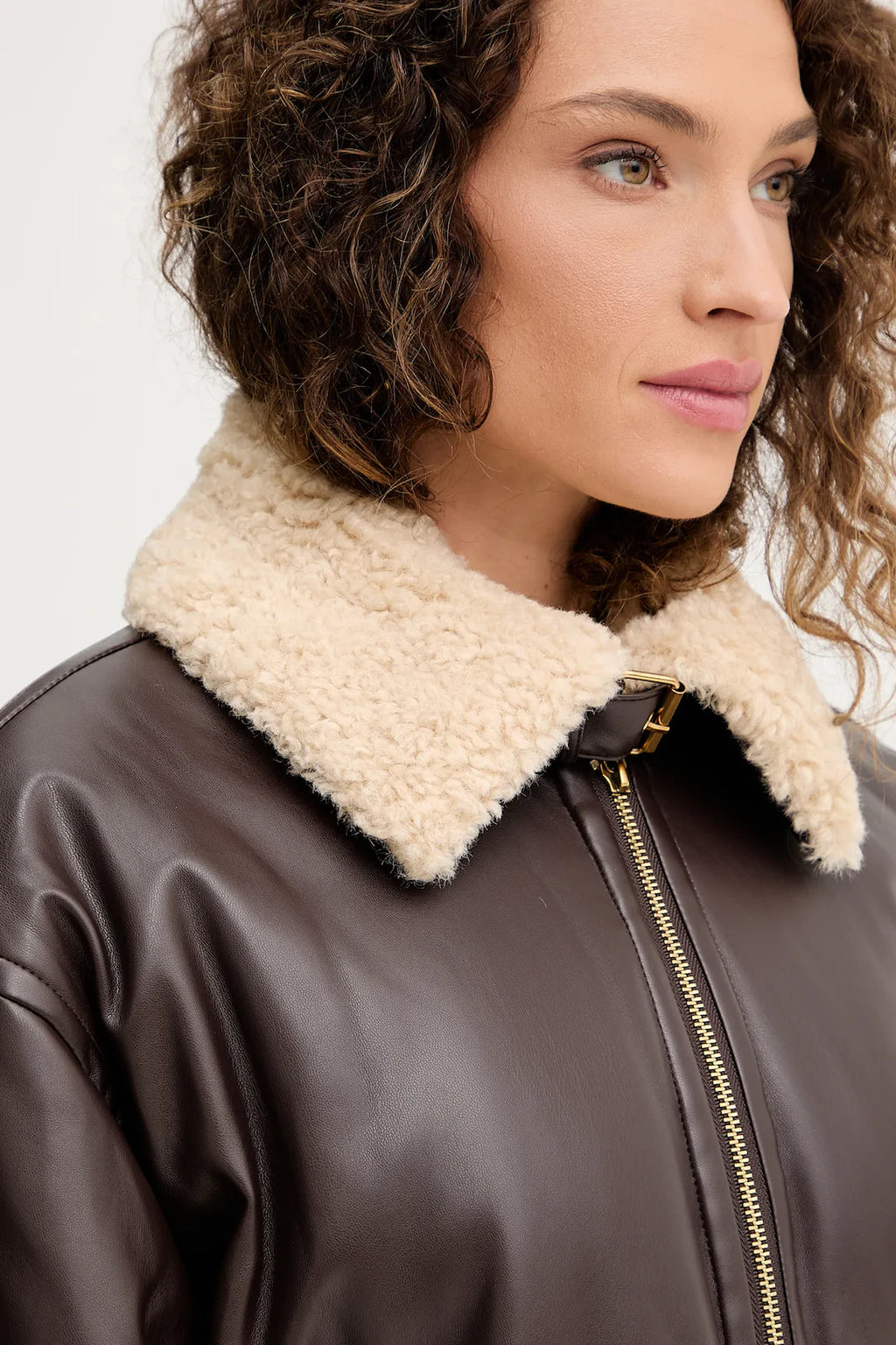 TWINSET – Giacca bomber ecopelle con collo in pelliccia