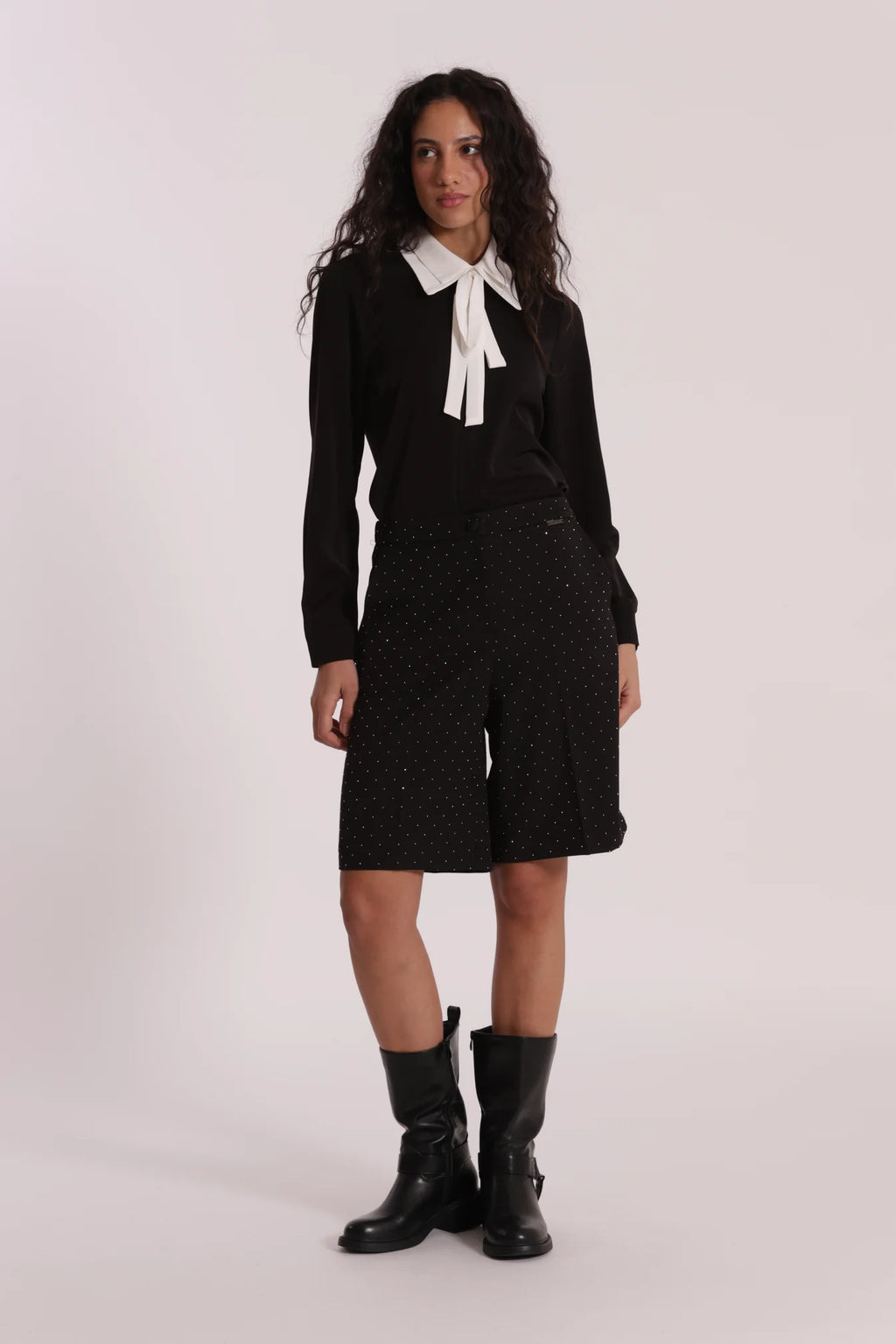 MIMÌ MUÀ Pantalone Bermuda con Applicazione di Strass