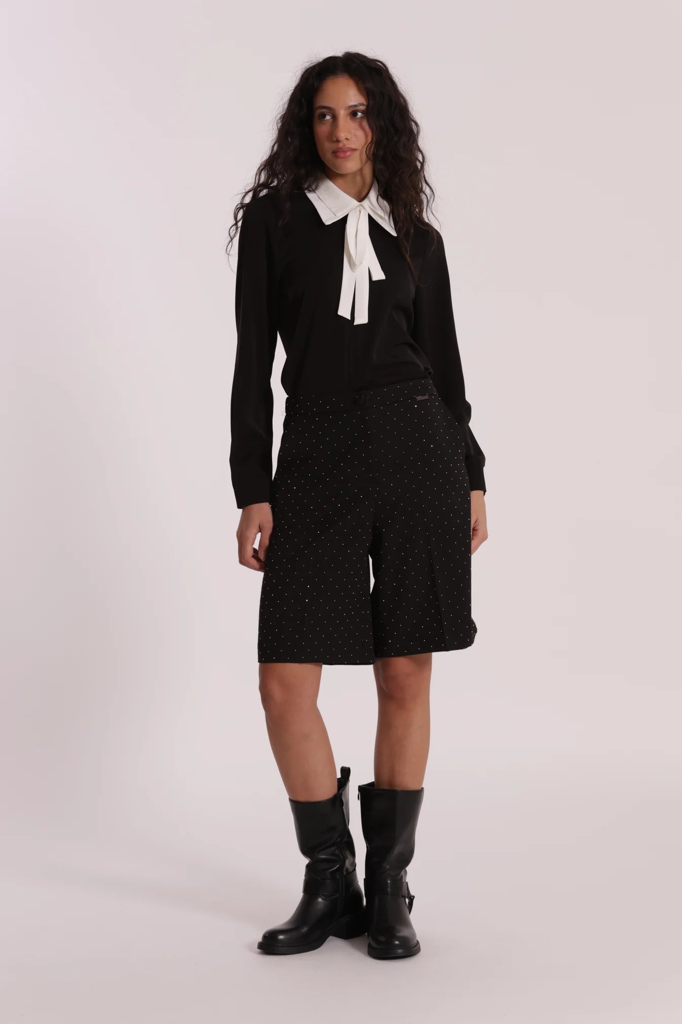 MIMÌ MUÀ Pantalone Bermuda con Applicazione di Strass