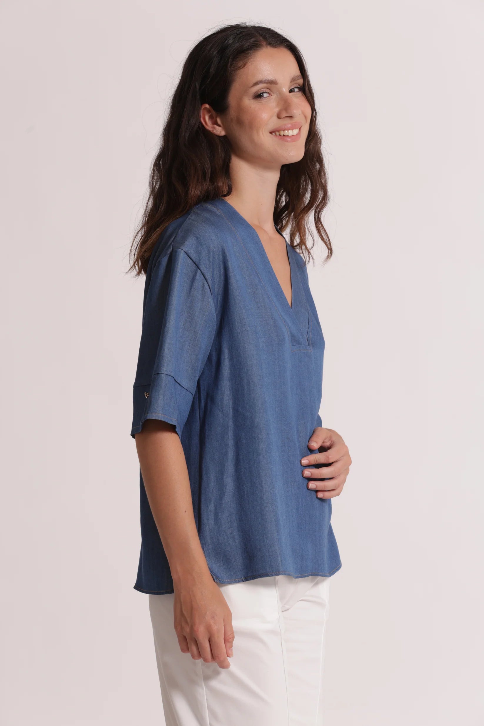 MIMIMUA - BLUSA A MANICHE CORTE IN DENIM