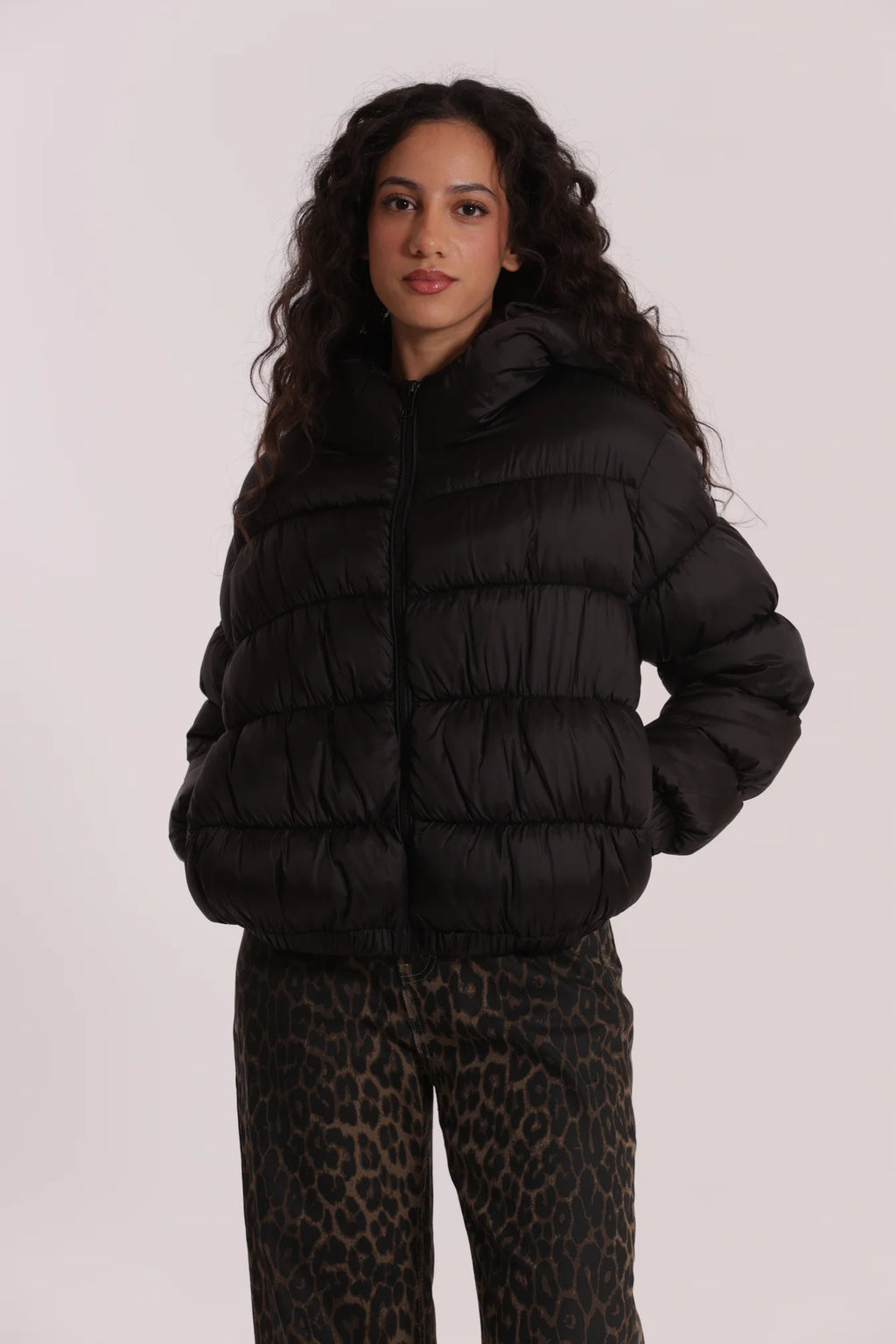 MIMI MUA piumino corto nero