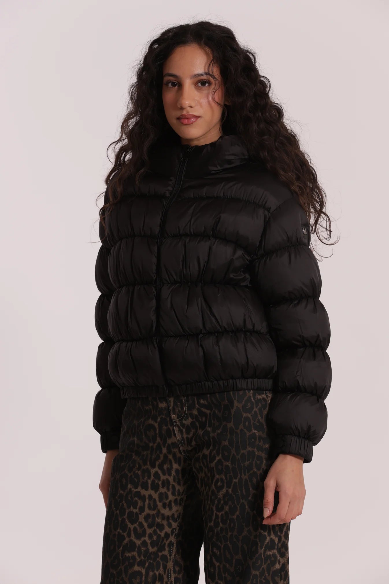 MIMI MUA piumino corto nero