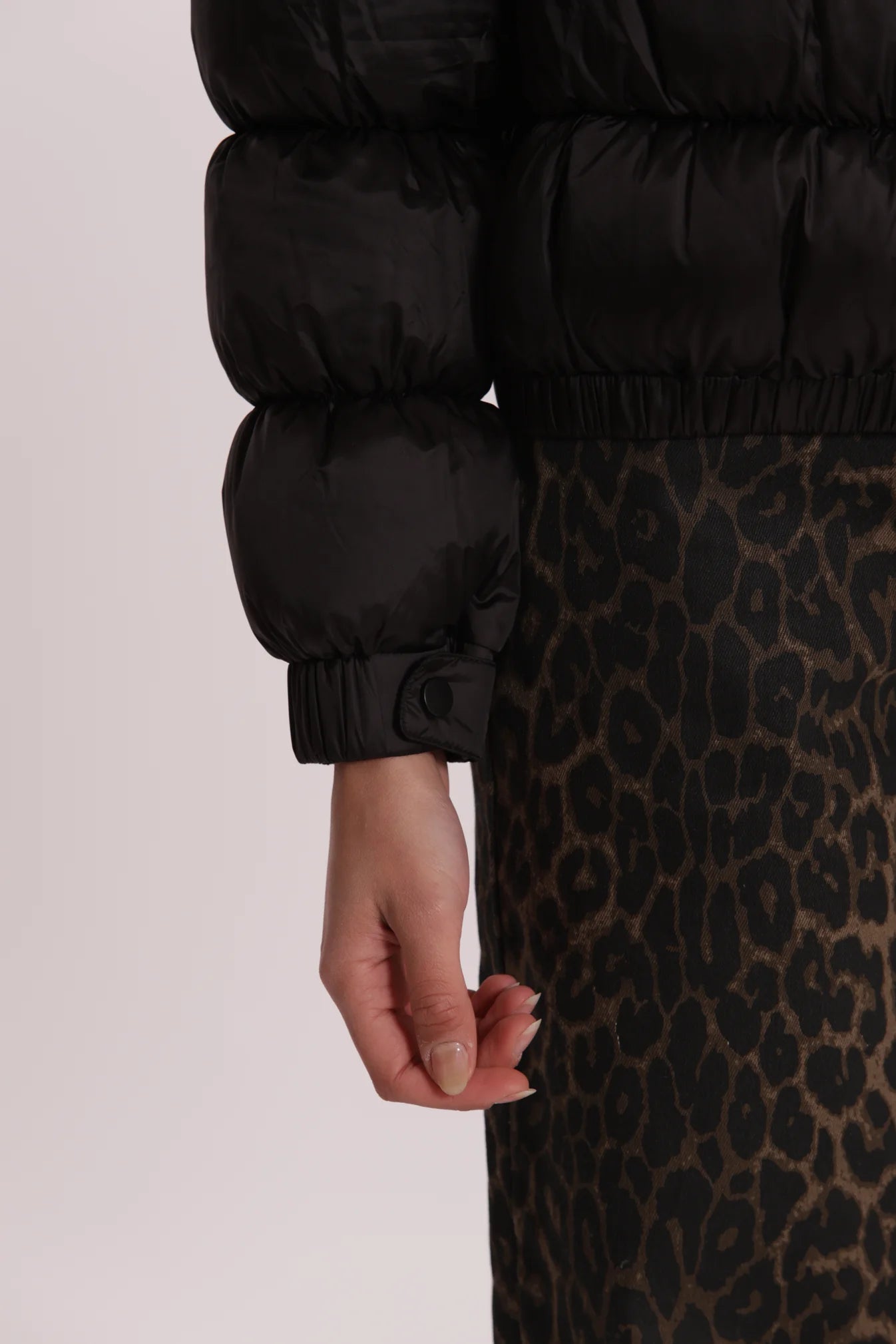 MIMI MUA piumino corto nero