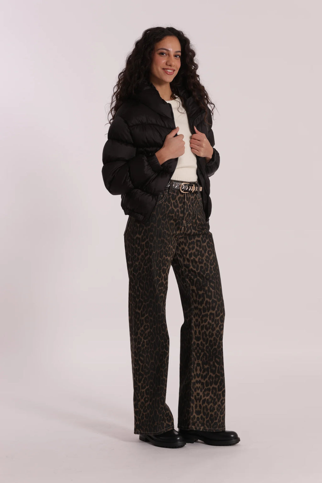 MIMI MUA piumino corto nero