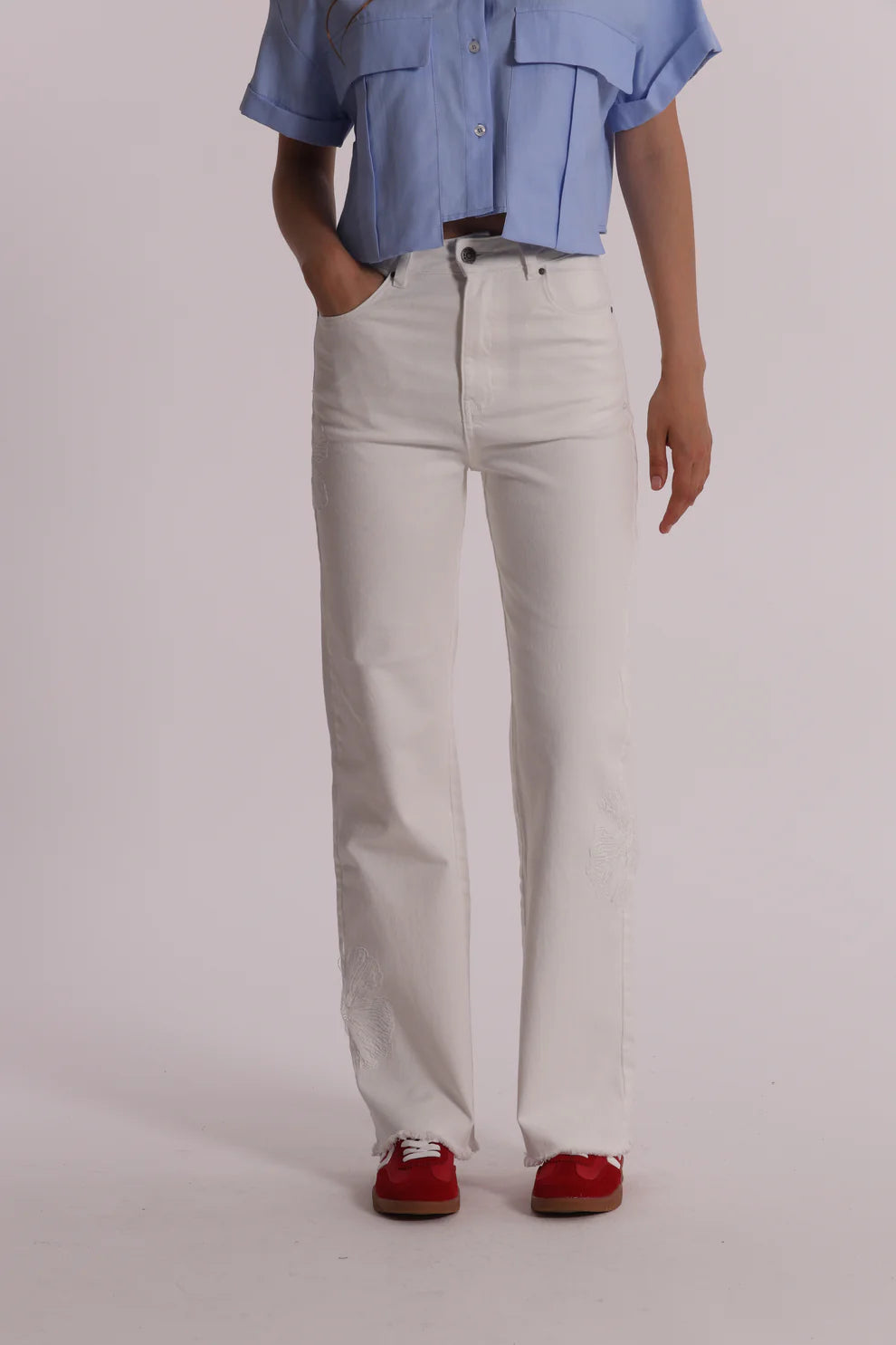 MIMIMUA - JEANS CON RICAMO FLOREALE